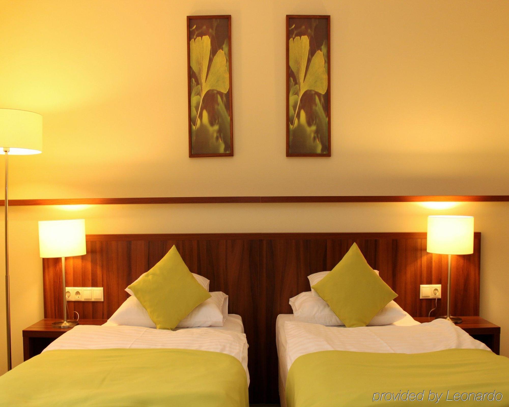 Hotel Ginkgo Hódmezővásárhely Kamer foto